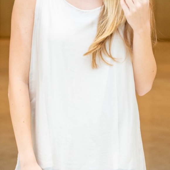 Reversible “Fiona” silk Italian shell with lace - Picture 2 of 5